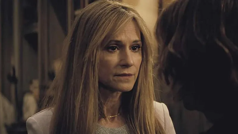 霍利亨特 (Holly Hunter) 加入 HBO 接任循環角色