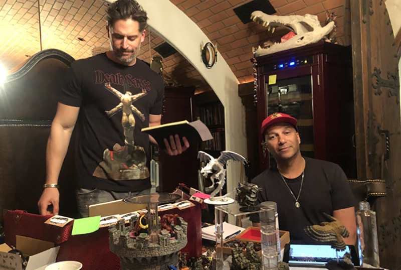 觀看 Joe Manganiello 眾星雲集的龍與地下城戰役！