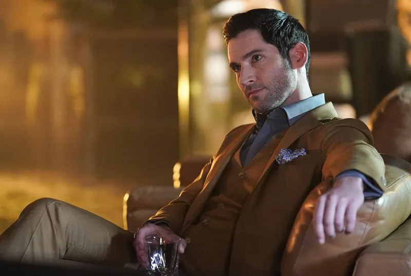 湯姆·埃利斯（Tom Ellis）達成協議，將在第六季中回歸飾演路西法（Lucifer）