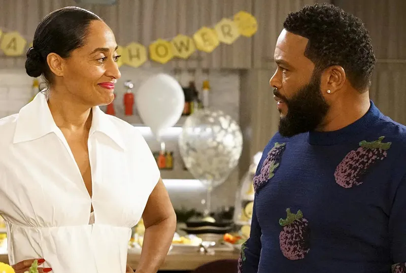 肯亞·巴里斯 (Kenya Barris) 的《Black-ish》將在 ABC 播出第八季結束