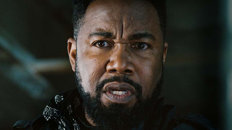 獨家：《突擊隊》預告片、麥可傑懷特 (Michael Jai White) 主演的主要藝術作品和照片