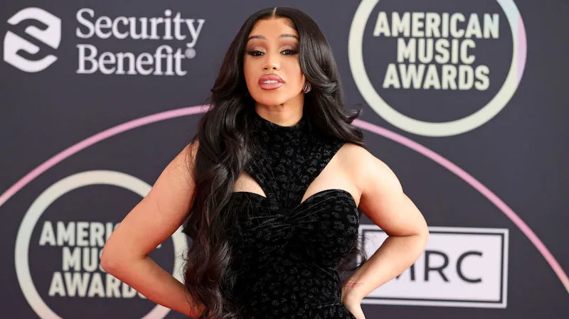 Cardi B 退出派拉蒙輔助生活的領導角色