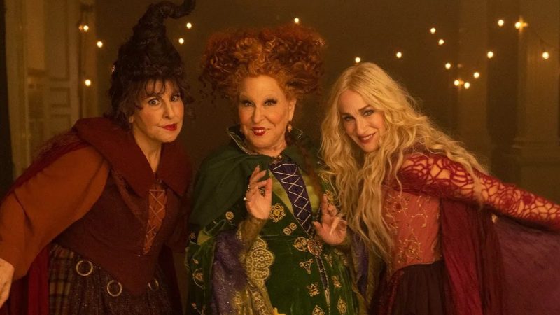 Hocus Pocus 2 角色海報展示桑德森姊妹