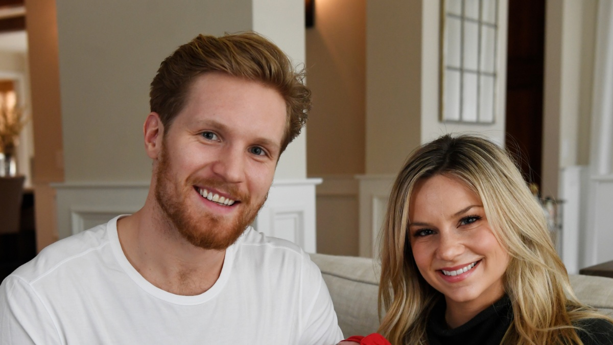 加布里埃爾·蘭德斯科格（Gabriel Landeskog）的妻子是誰？梅利莎·舒斯（Melissa Neelice）的關係歷史