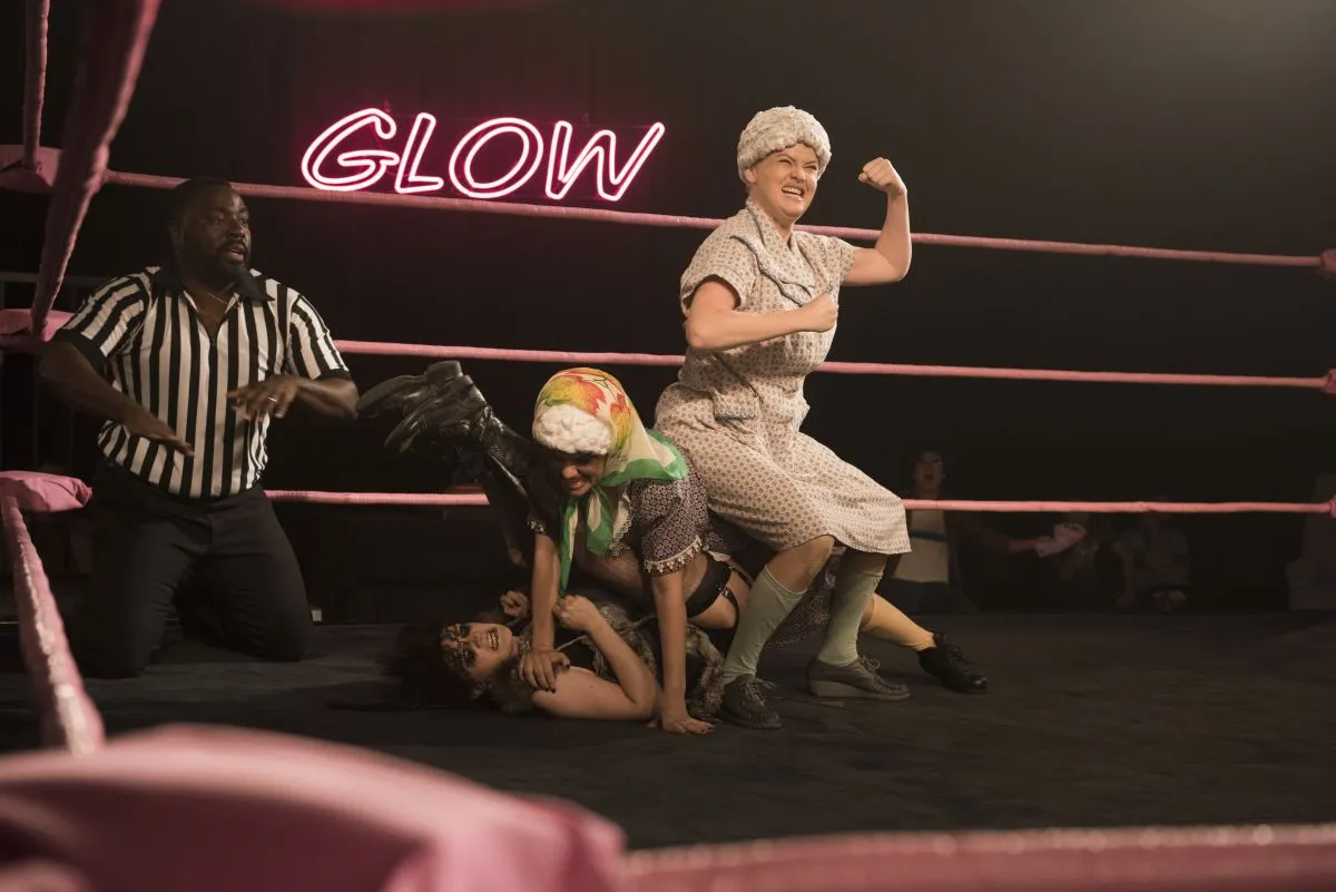 GLOW Season 2